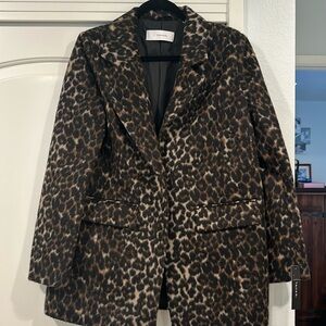 Quality Tahari blazer with classic leopard print - NWT!